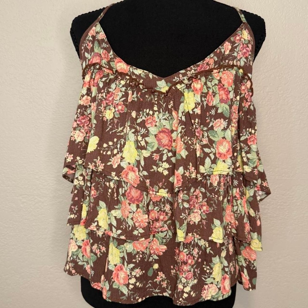 Madden NYC new with tags Brown floral blouse